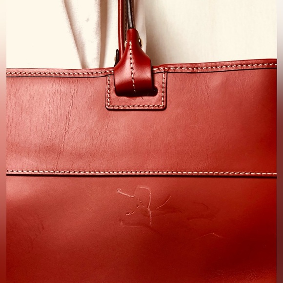 DOONEY & BOURKE BEACON SMOOTH LEATHER LARGE ZIP TOTE RED BAG EUC J17038834 $268 - Picture 11 of 16
